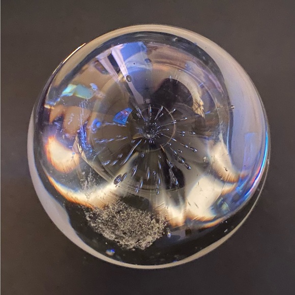 Clear Paperweight Controlled Bubble Glass Apple - Picture 2 of 4